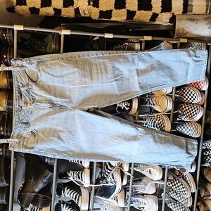 12 SHORT strigid mom jean